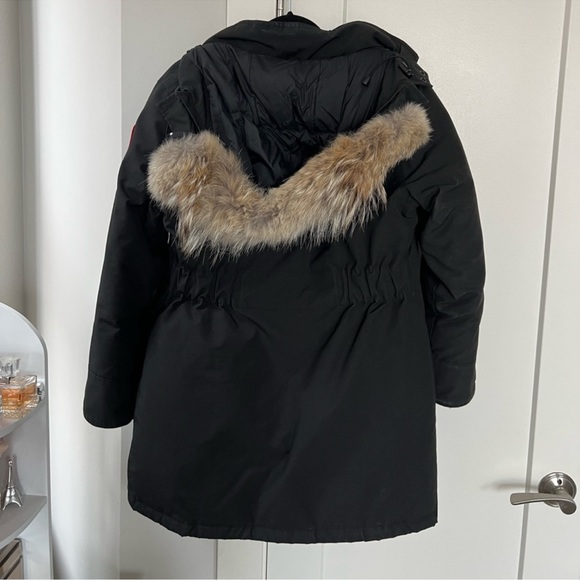 Canada Goose Trillium Parka Hd Fusion Coat - Picture 2 of 6